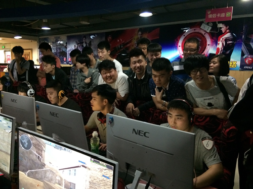 他在比赛中 他在比赛中